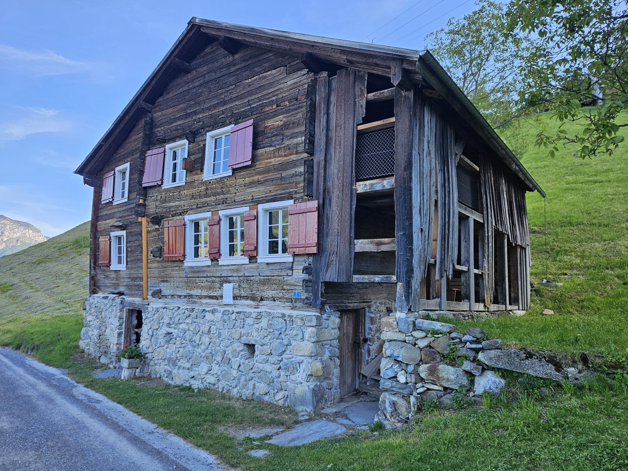 Gemütliche Berghütte in den Alpen